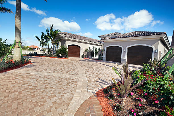 Best Best Driveway Pavers  in Pleasant Valley, MO